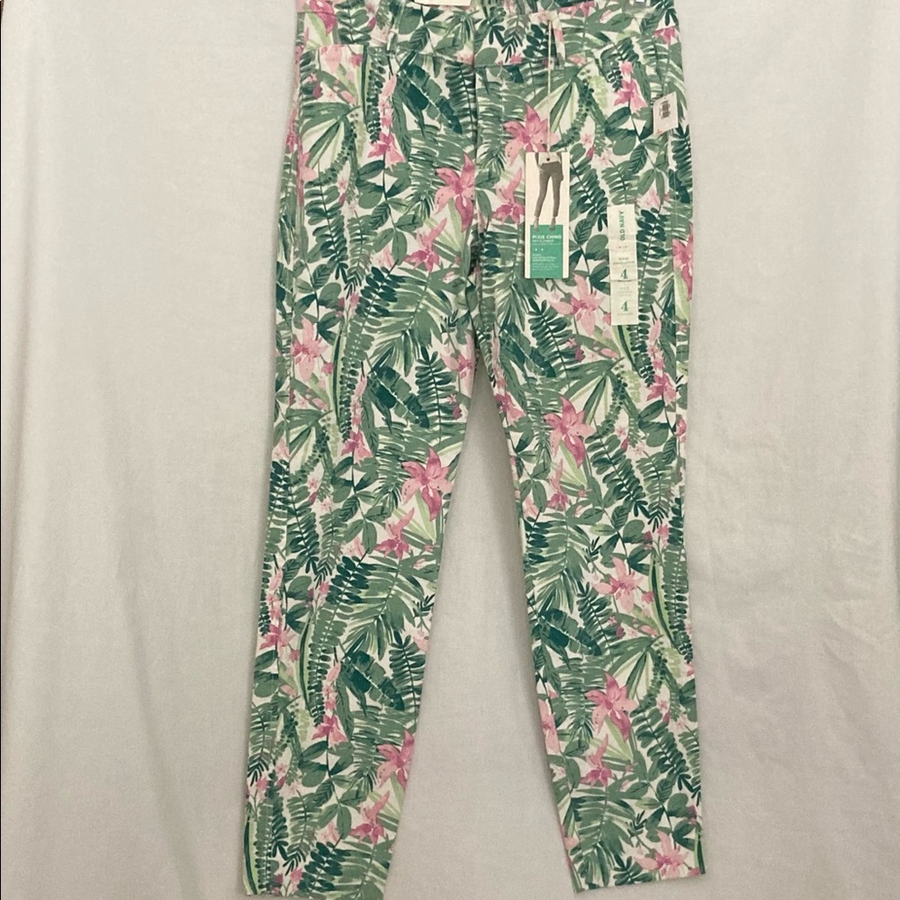 Old Navy NWT Tropical Pixie Chino Pants - Picture 2 of 8